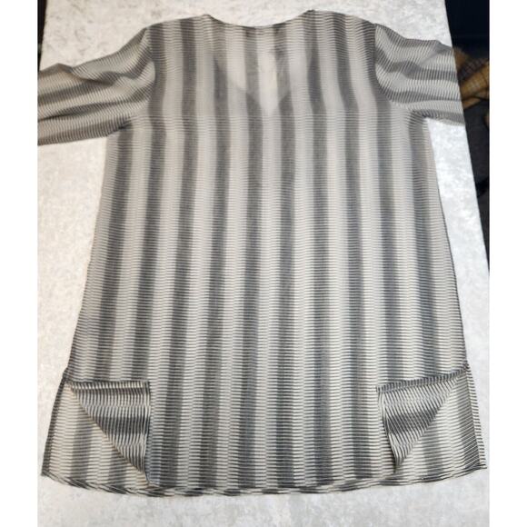 NWT Adrienne Vittadini Black & White /Embellished Shirt-Size Large - Picture 5 of 7